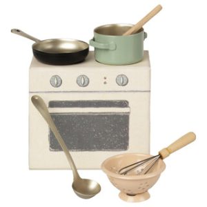 11-0112-00 CUISINIÈRE EN CARTON MAILEG