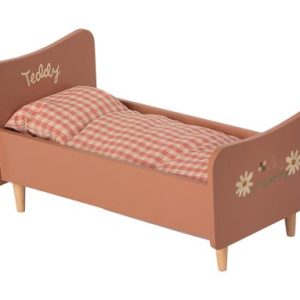 11-1000-00 WOODEN BED TEDDY MUM ROSE MAILEG