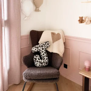 Coussin lettre leopard à personnaliser