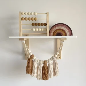 Guirlande à pompons en coton et bois